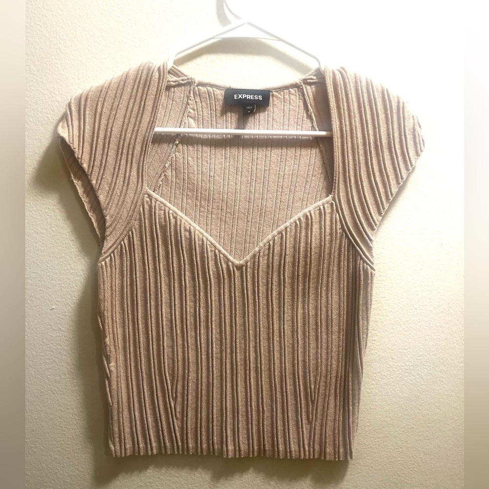 Express Metallic Ribbed Tank Top - Picture 2 of 5